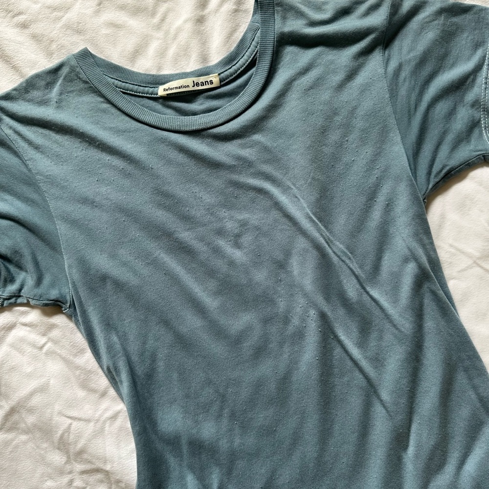 👕 REFORMATION Alex Slim Tee in Baby Blue